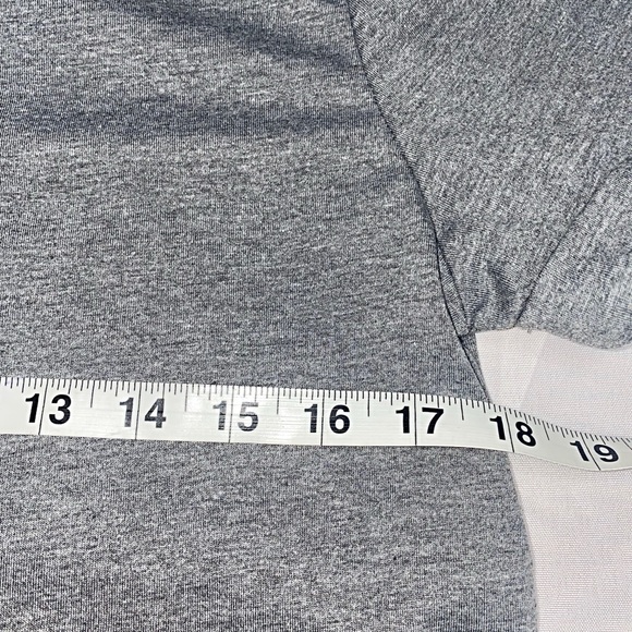 Long gray t-shirt stretch women’s:small - Picture 7 of 8